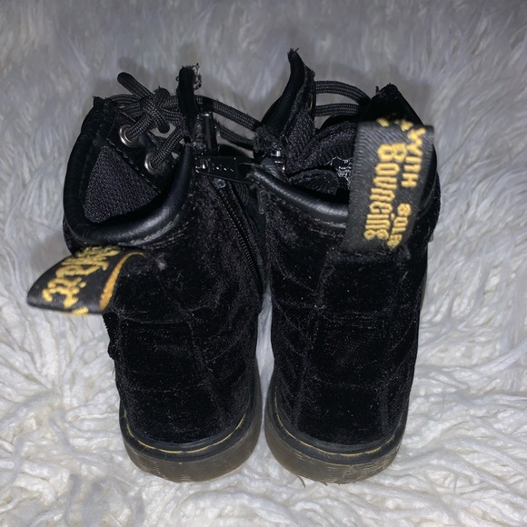 Kids Doc Martens - Picture 2 of 4